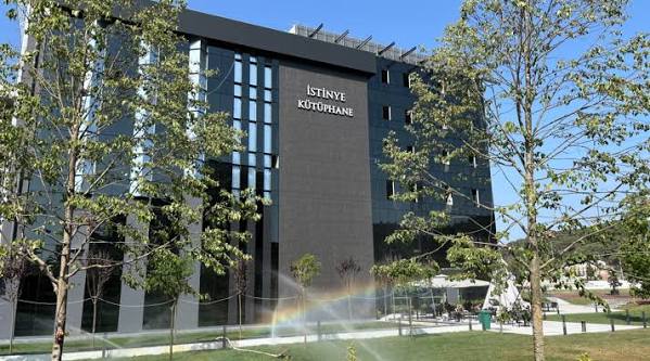 İstinye University